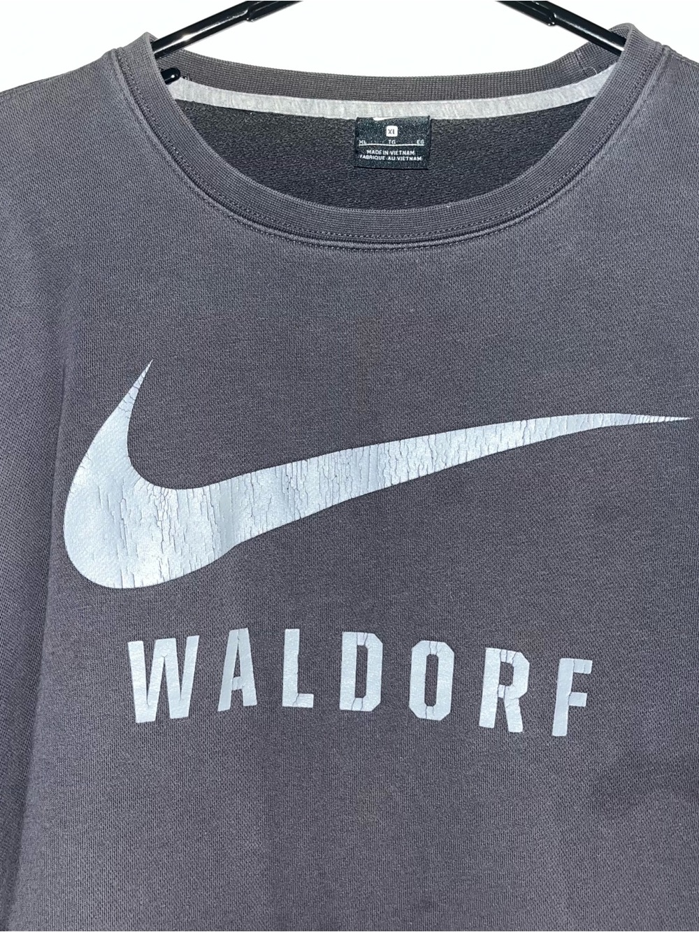 Nike XL Waldorf College Iowa Crewneck Sweatshirt - Charcoal